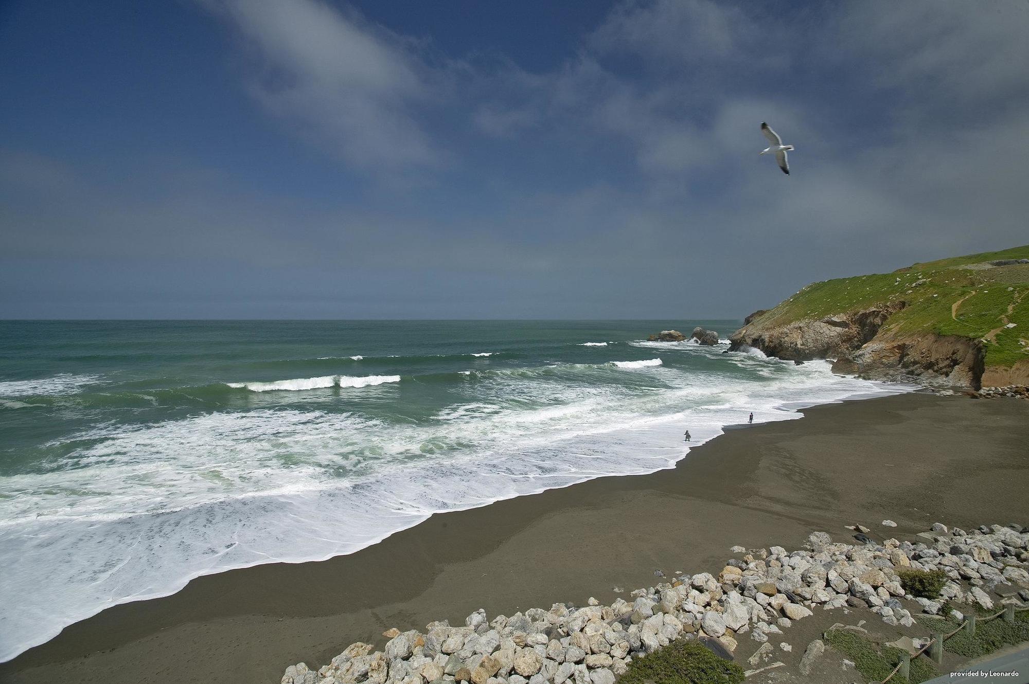 Pacifica Lighthouse Hotel Trademark Collection By Wyndham Extérieur photo