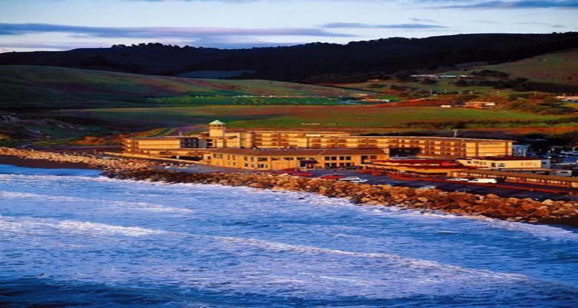 Pacifica Lighthouse Hotel Trademark Collection By Wyndham Extérieur photo